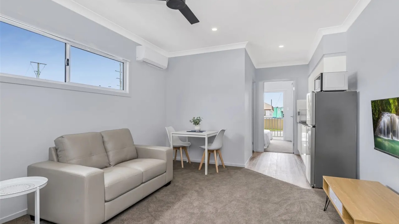 Furnished room studio flat for rent