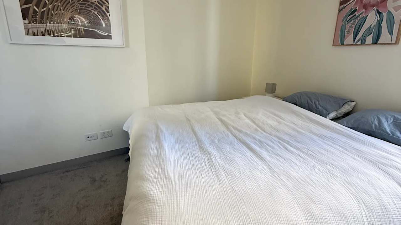 Furnished room in a flatshare