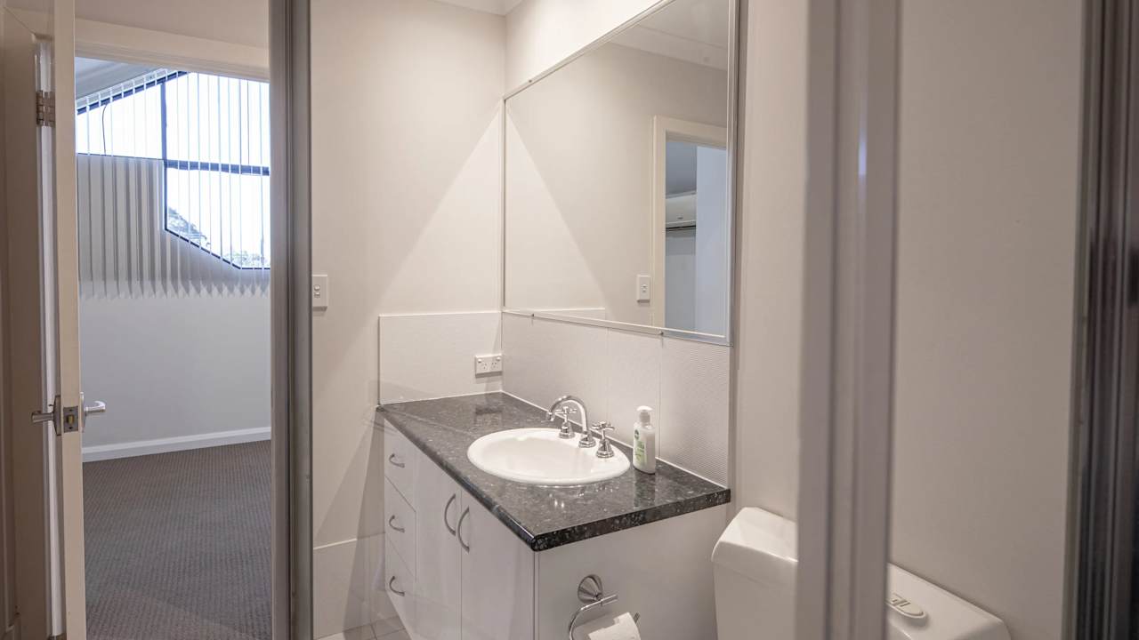 Furnished room with own bathroom