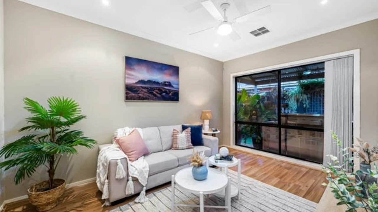 Unfurnished room with own bathroom