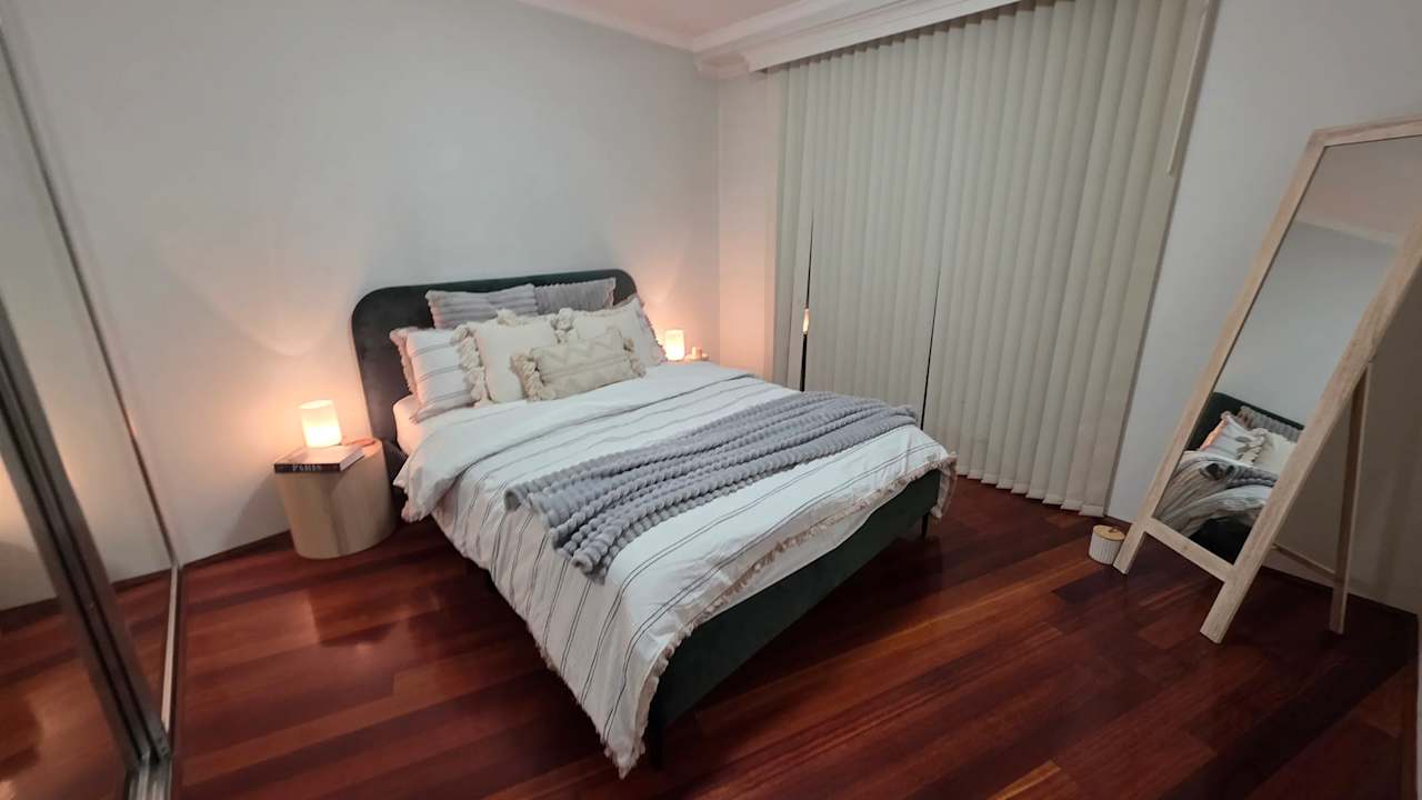 Furnished room in a flatshare