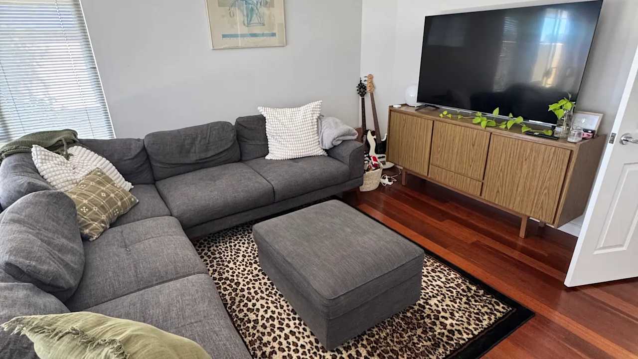 Room in a share house