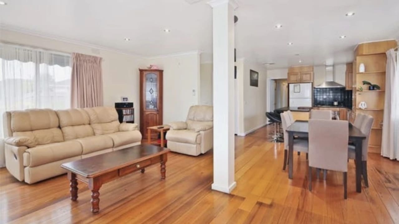 Unfurnished room in a share house