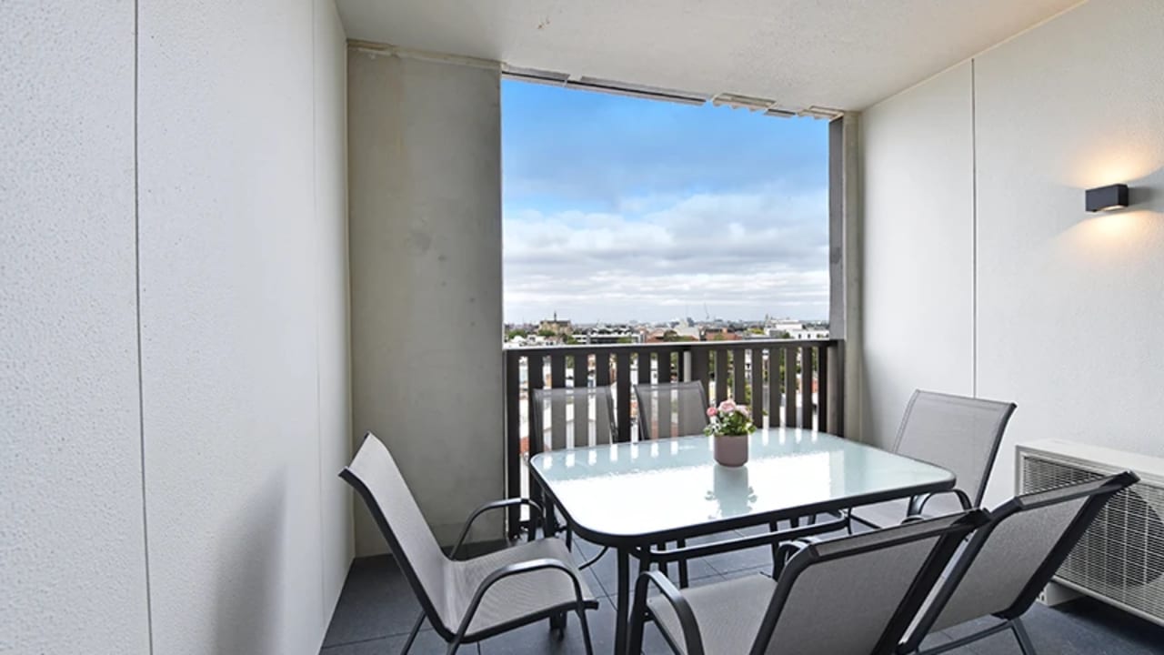 Whole property with 2 rooms for rent