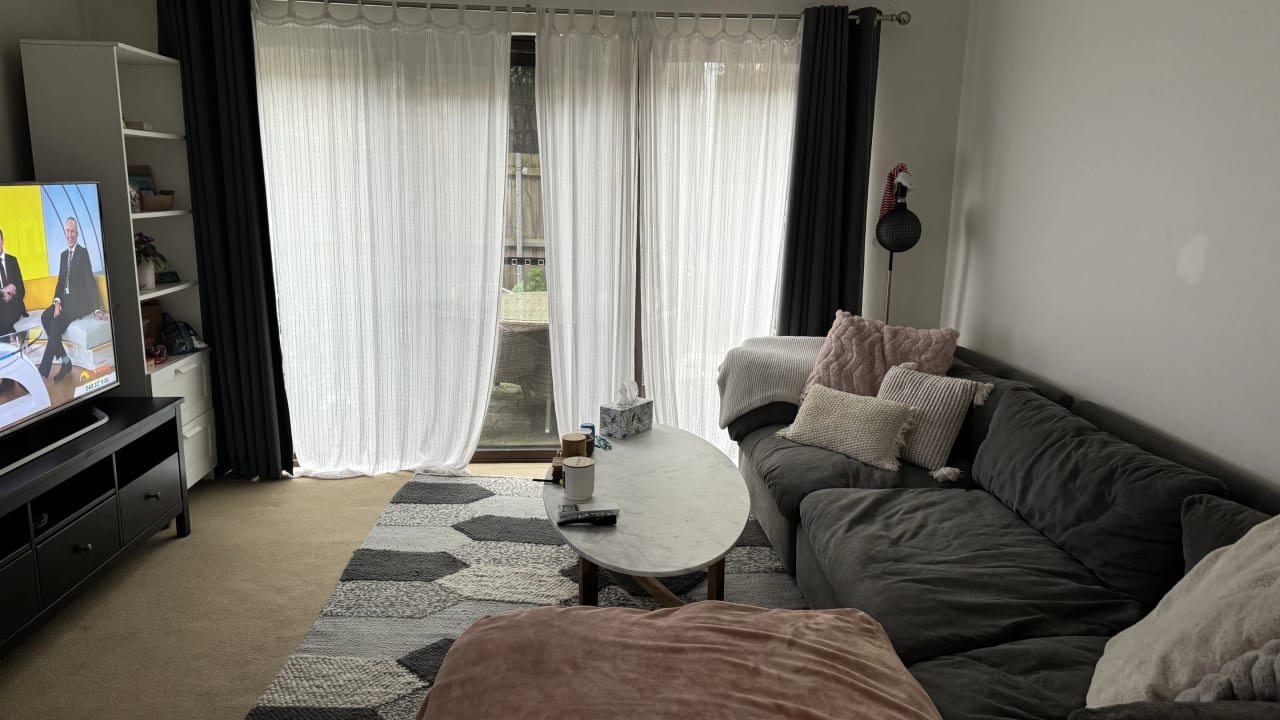Room in a share house