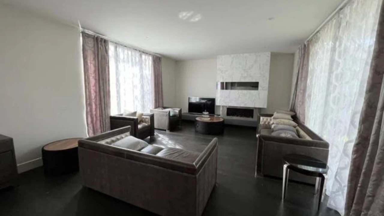 Room in a share house