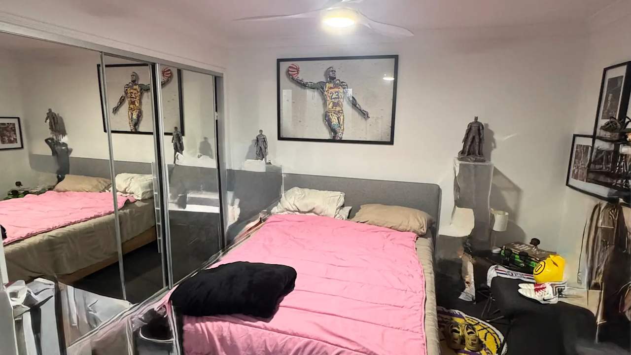 Furnished room with ensuite in a share house
