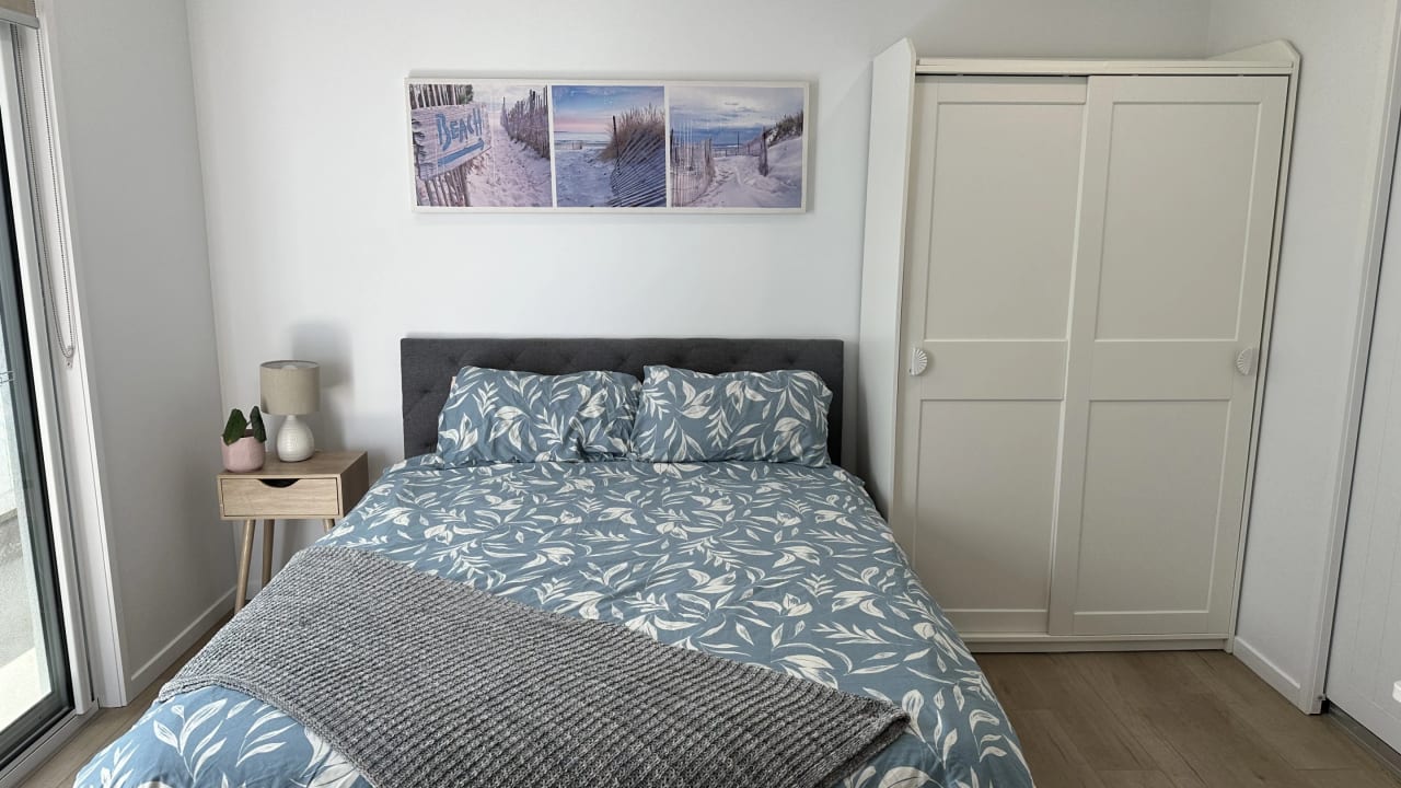 Furnished room studio flat for rent