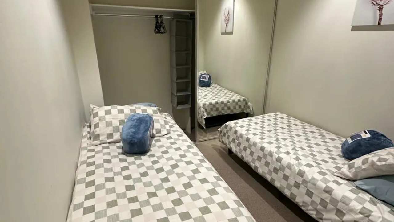 Furnished room in a flatshare