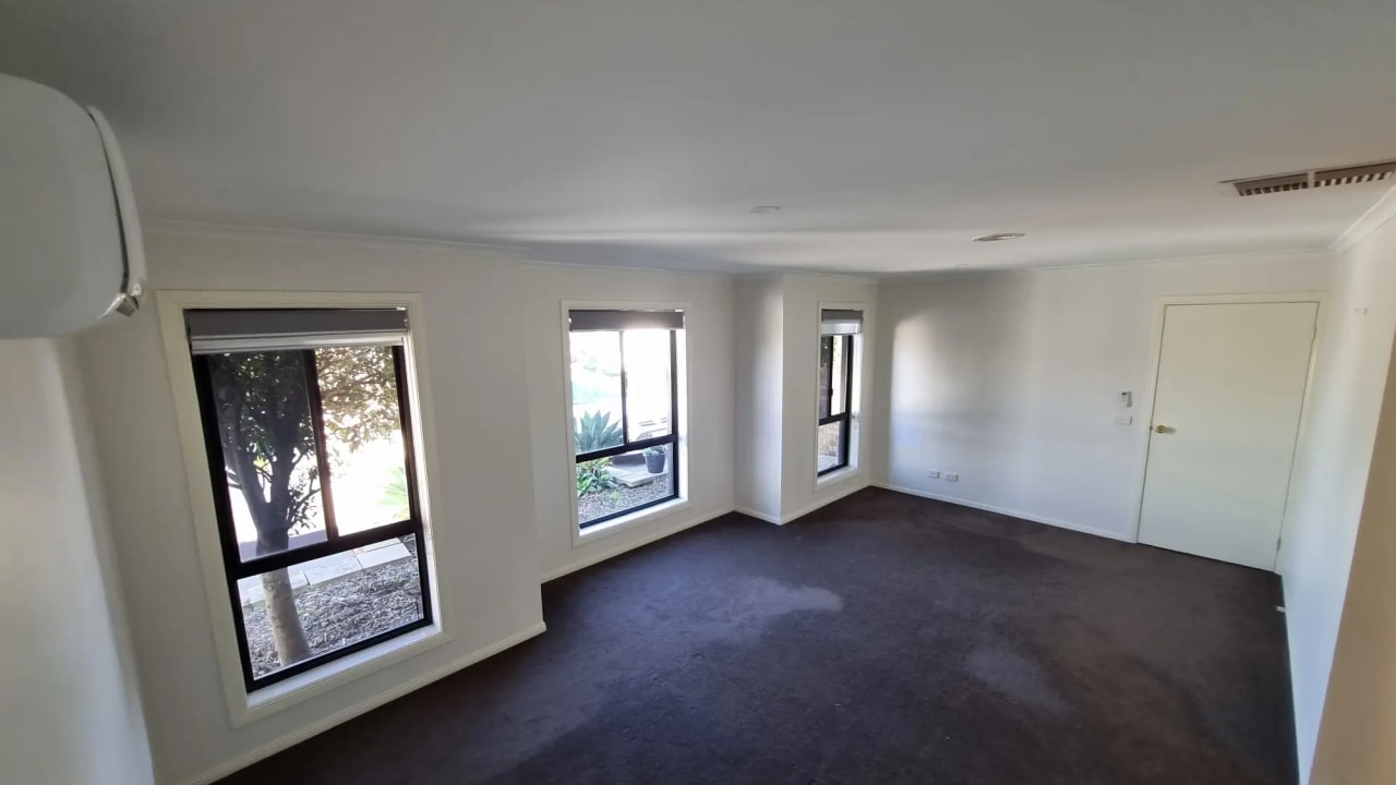 Room with ensuite in a share house