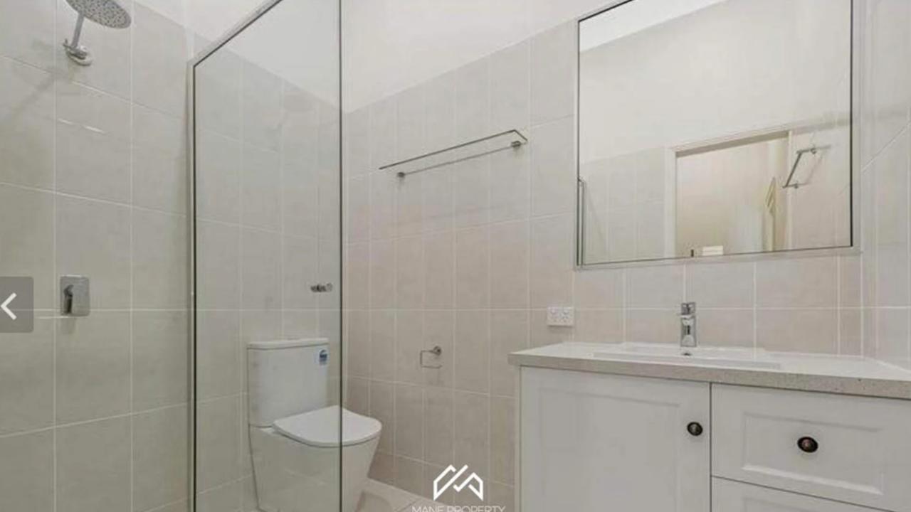 Room with ensuite in a share house