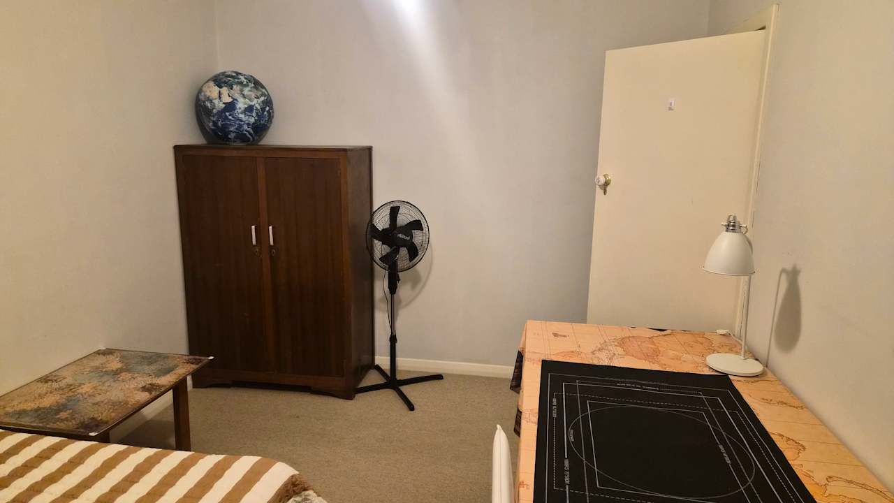 Furnished room in a share house