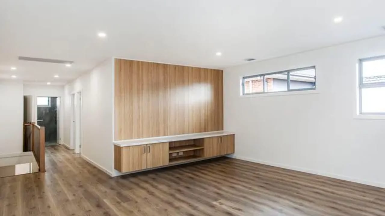 Furnished room with ensuite in a share house