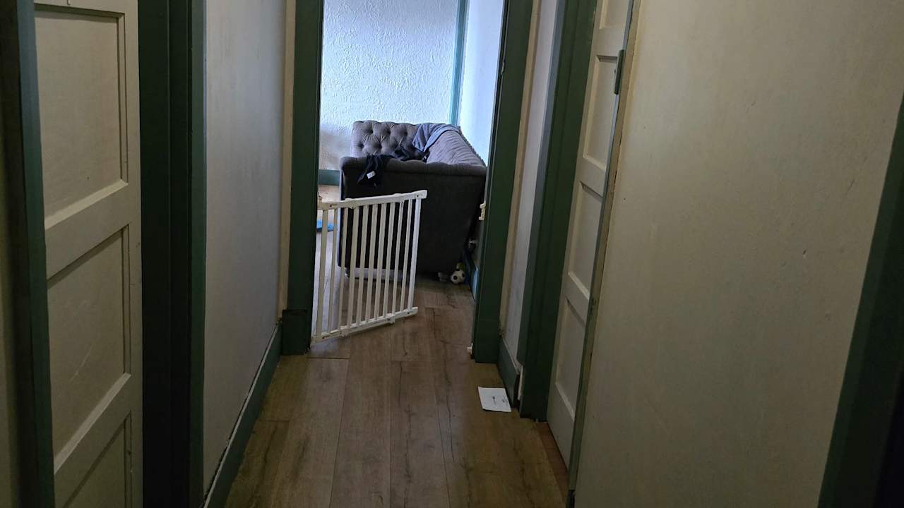 Room in a share house