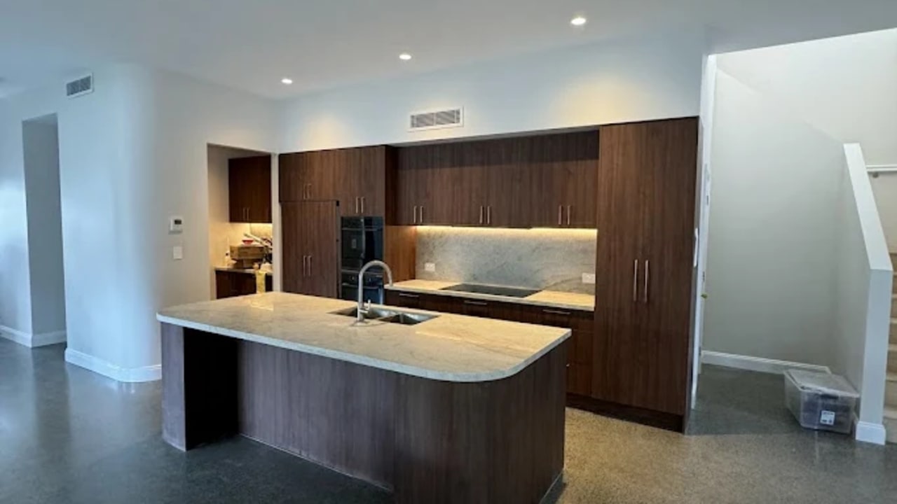 Room in a share house