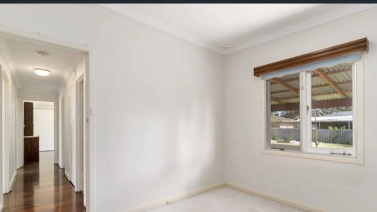 Room in a share house