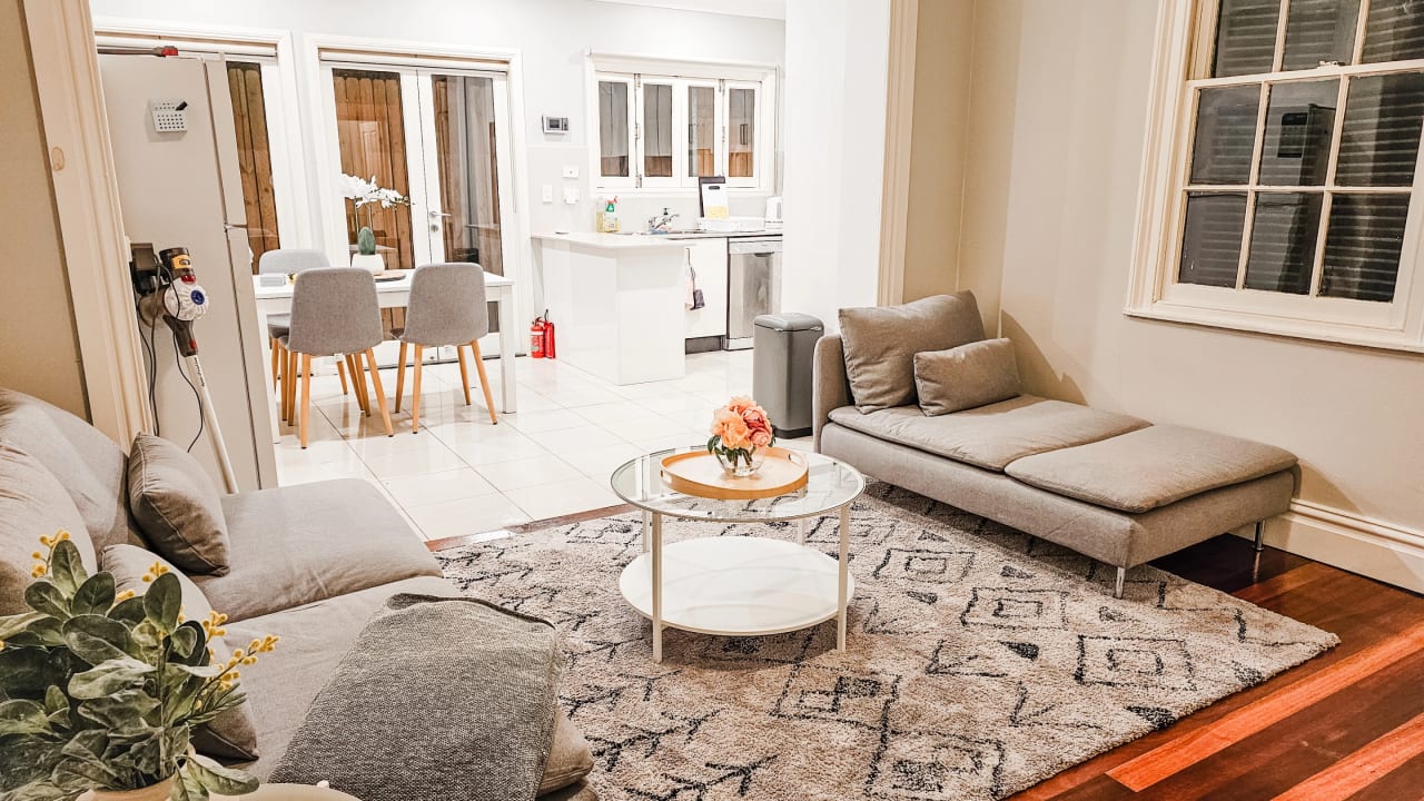 Furnished room in a share house