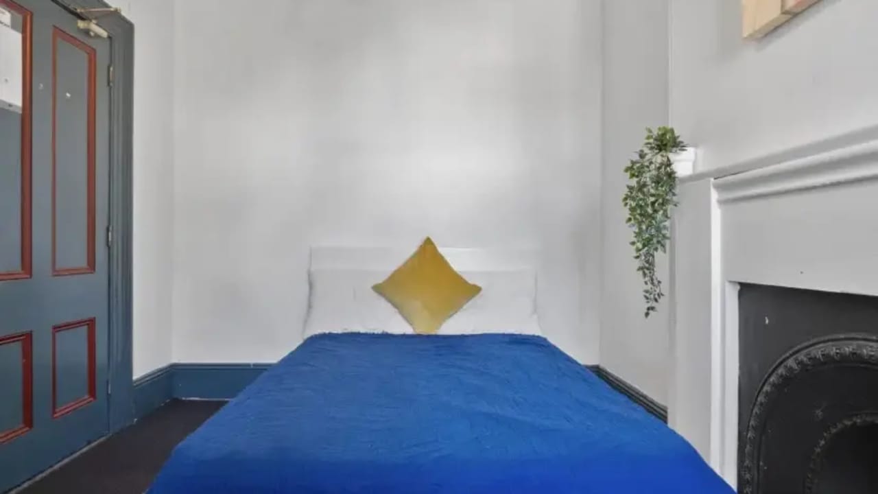 Furnished room with ensuite in a share house
