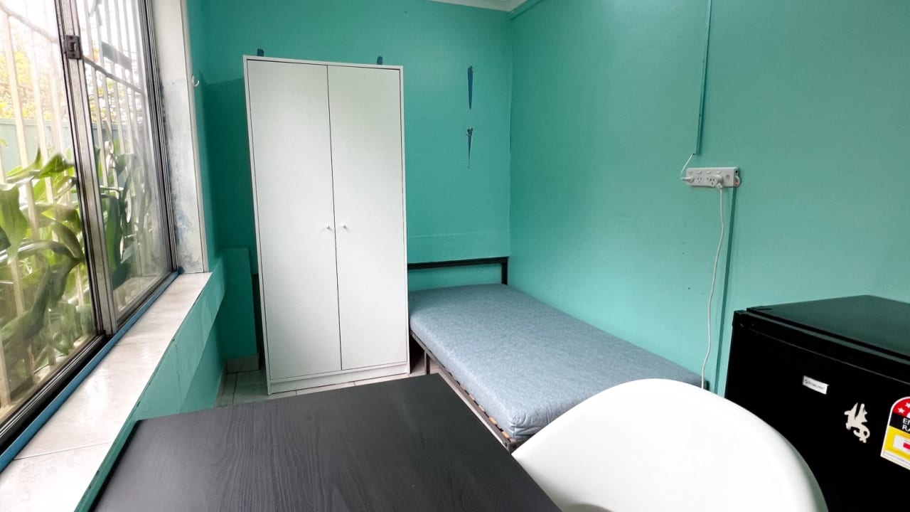 Furnished room in a share house