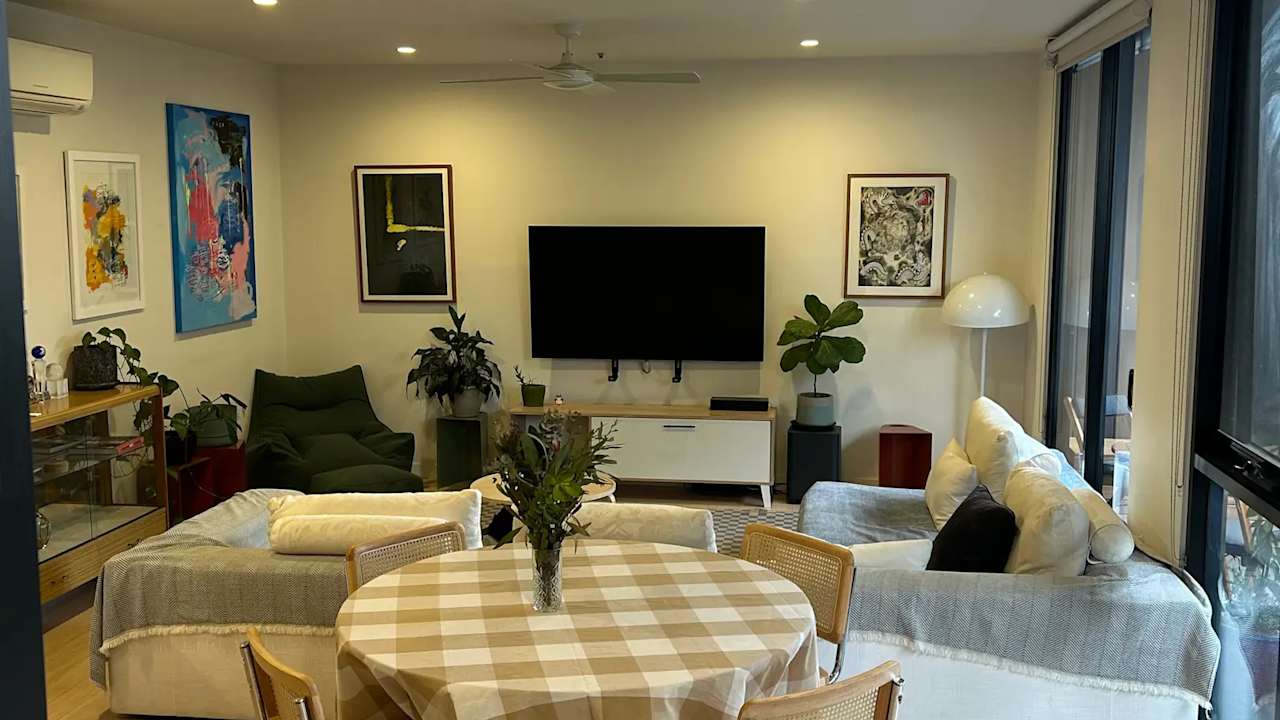 Whole property with 2 rooms for rent
