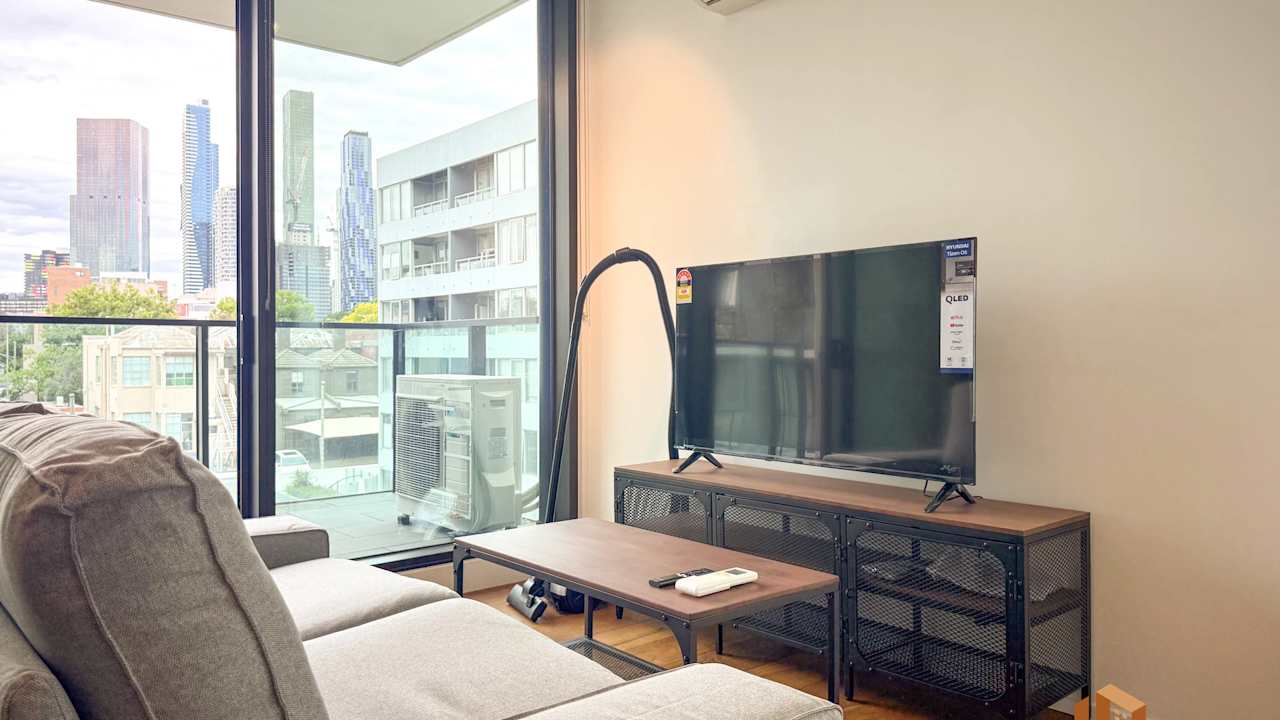 Furnished room with own bathroom