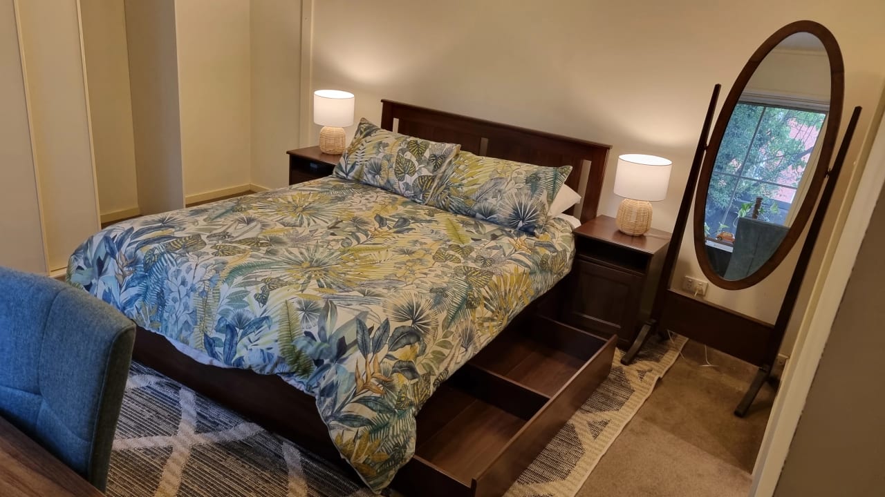 Furnished room with own bathroom
