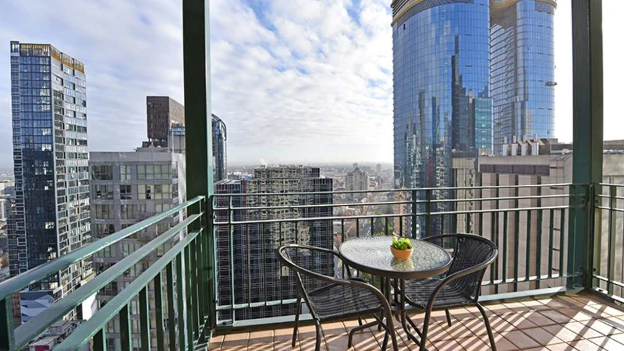 Whole property with 2 rooms for rent