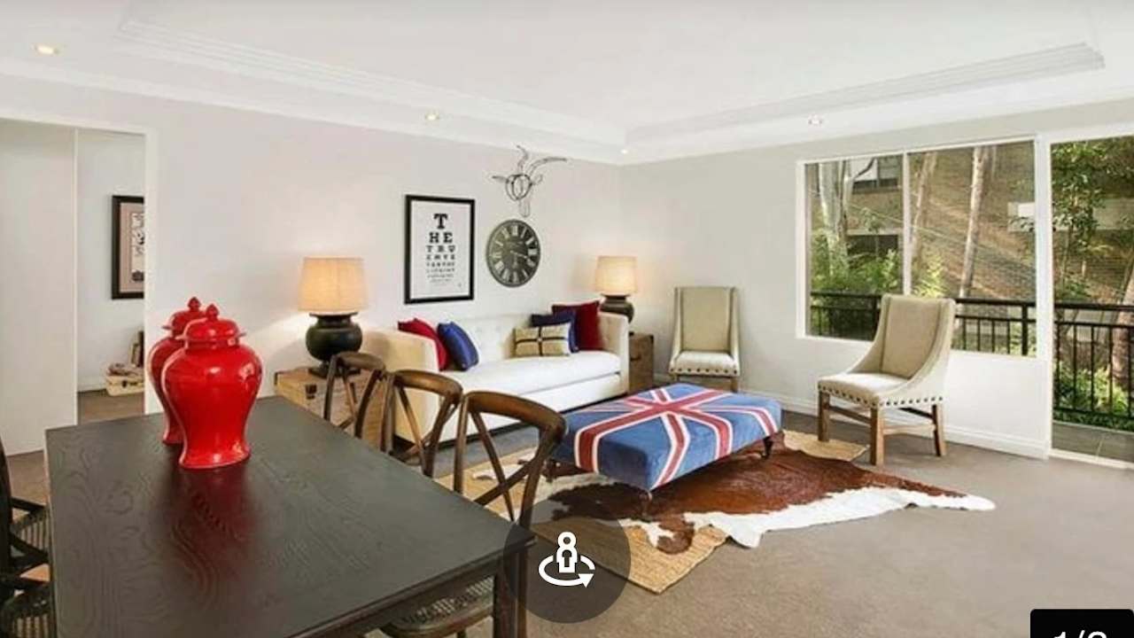 Unfurnished room in a flatshare