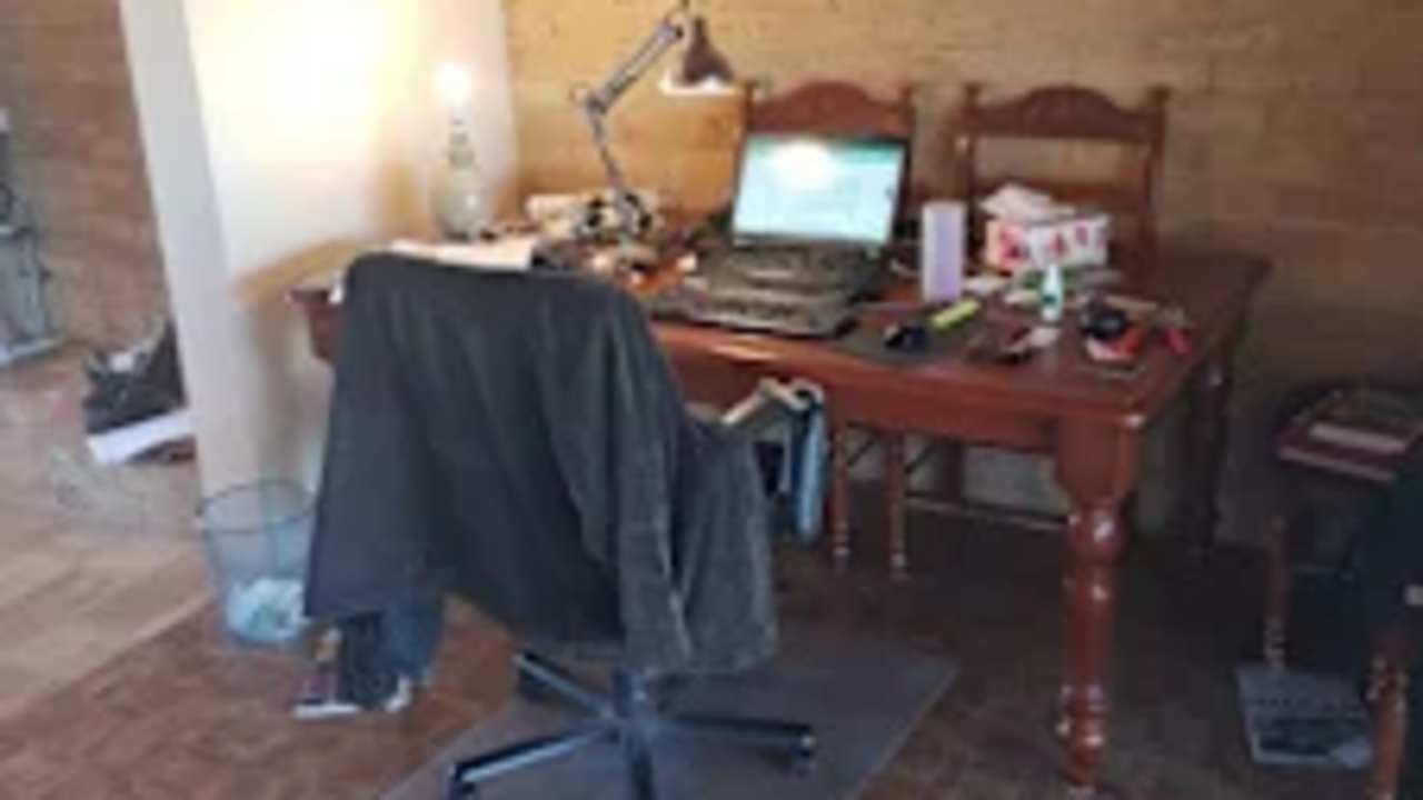 Whole property with 2 rooms for rent