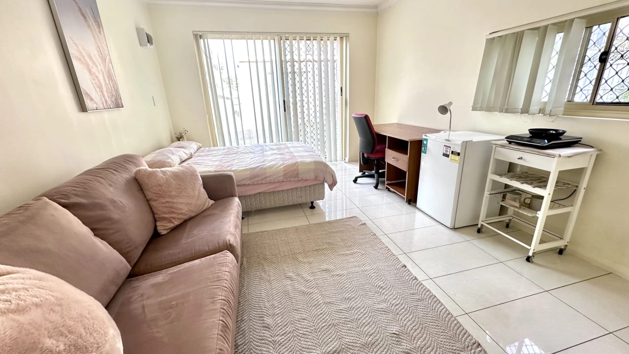 Furnished room granny flat for rent