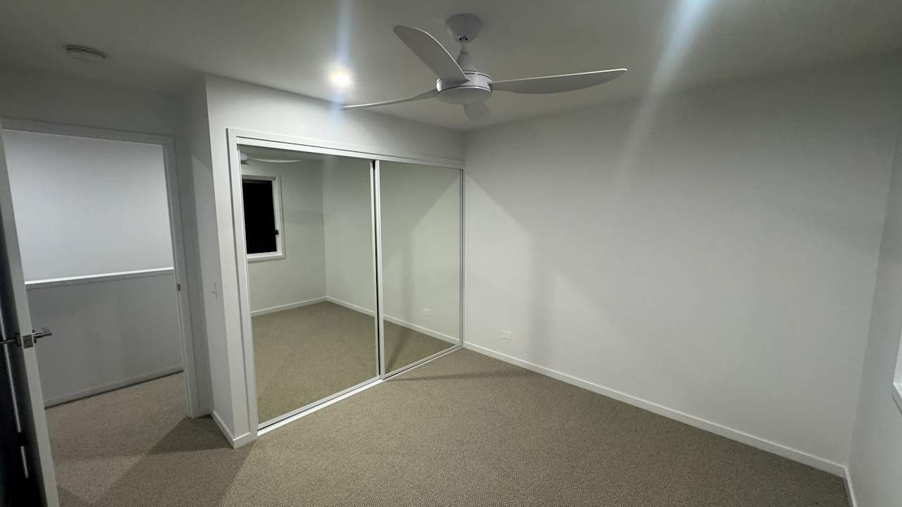 Unfurnished room in a share house