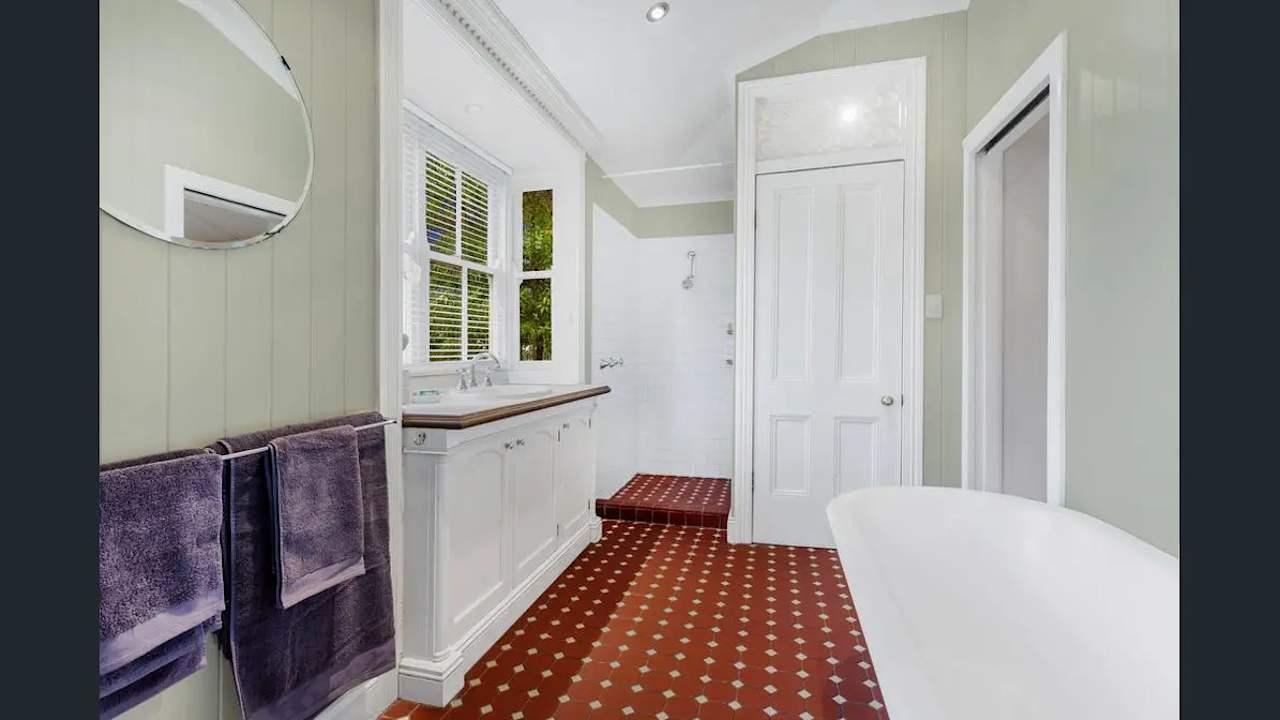 Unfurnished room in a share house