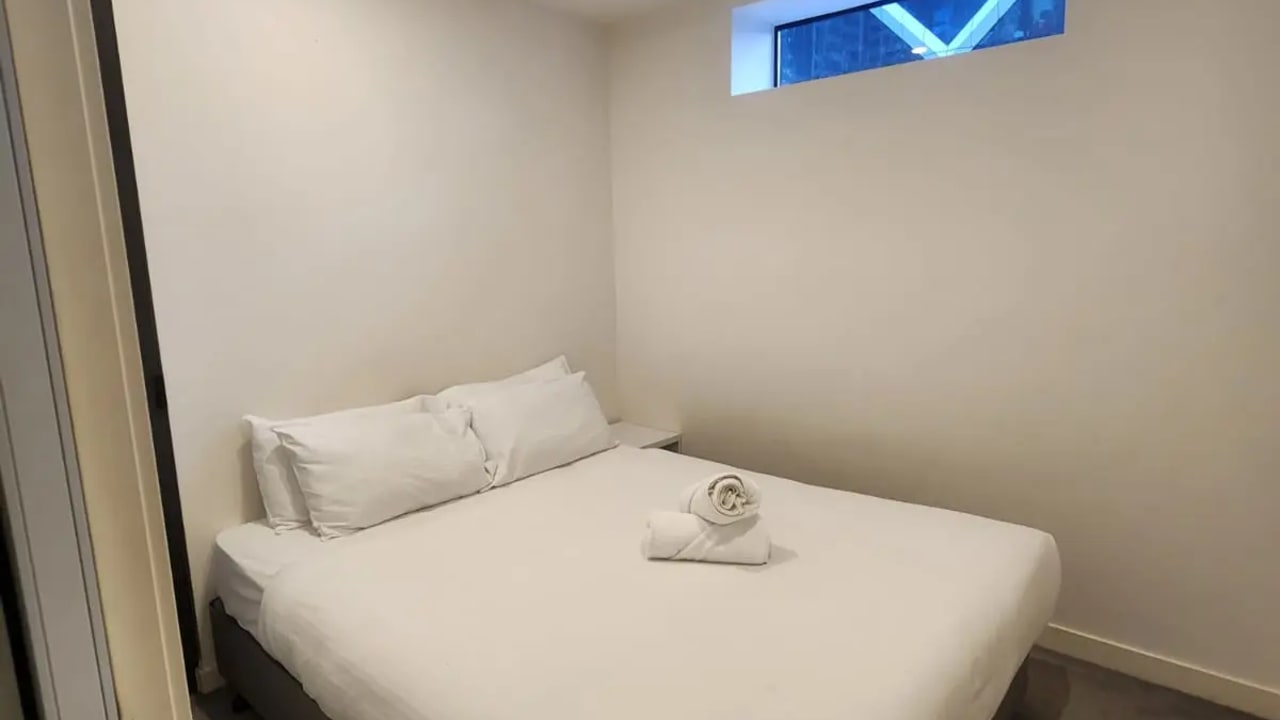 Whole property with 2 rooms for rent