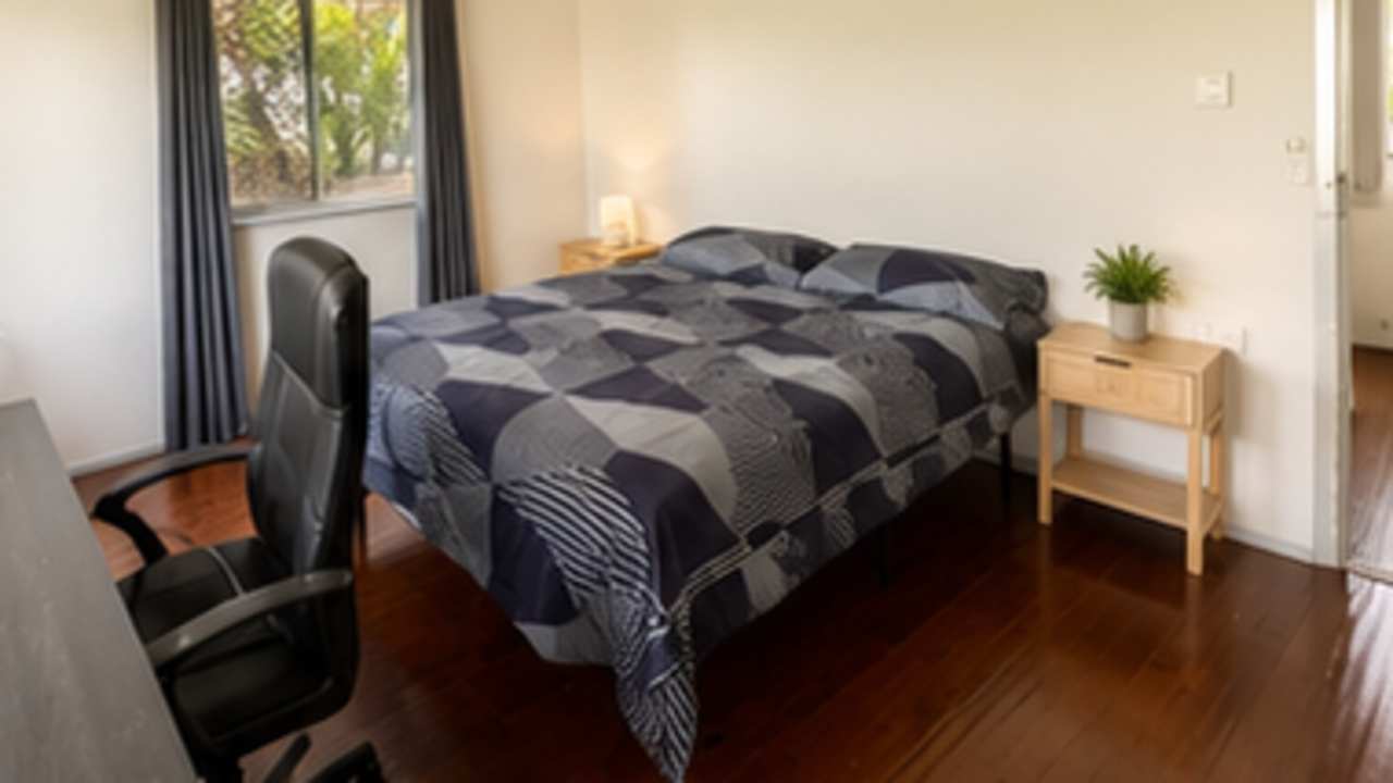 Furnished room in a share house
