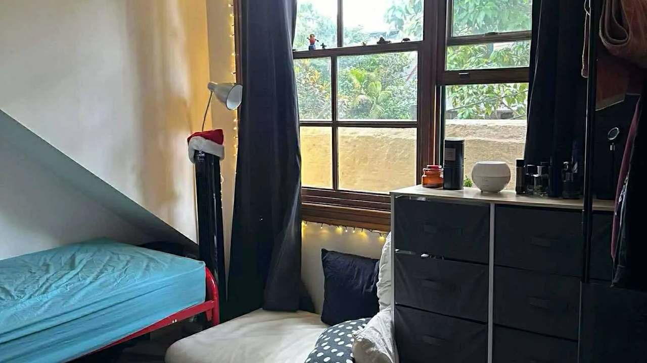 Furnished room with ensuite in a share house