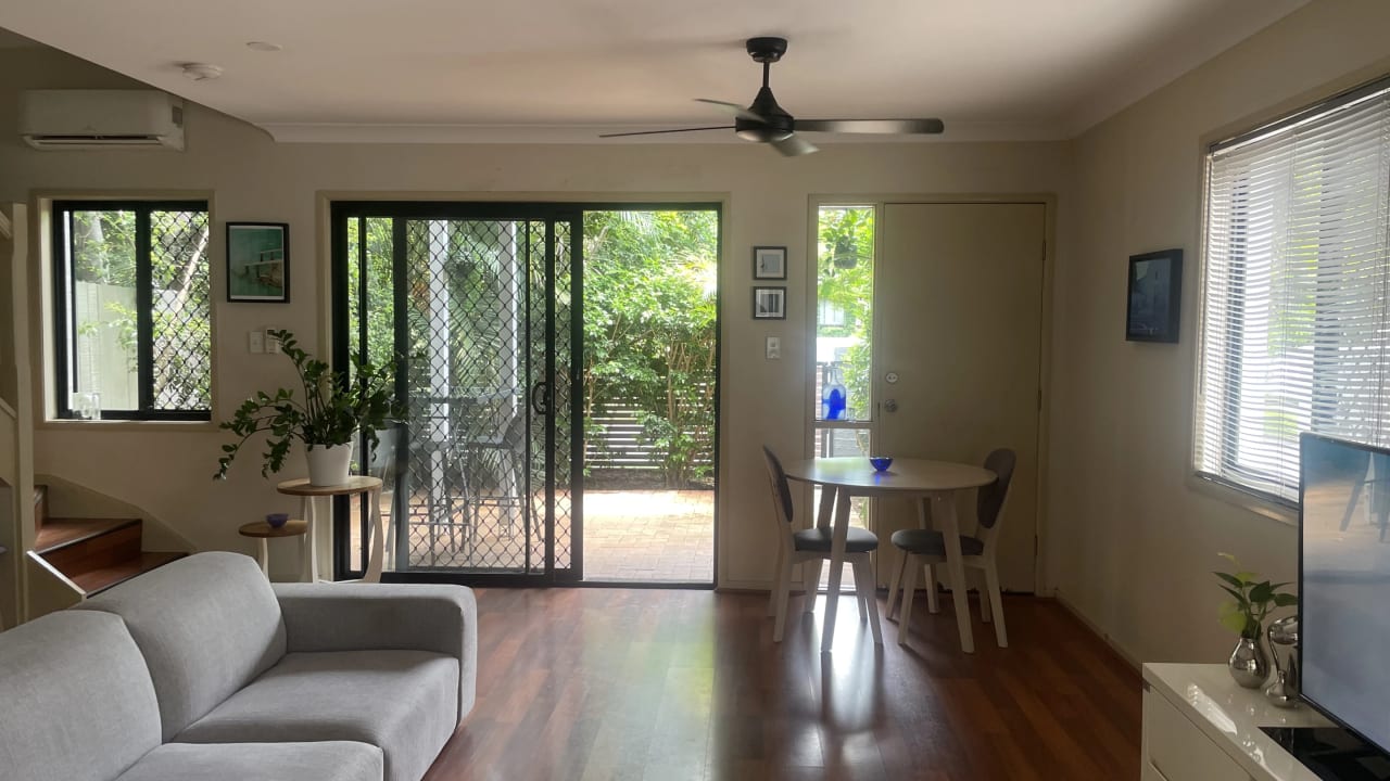 Furnished room with own bathroom