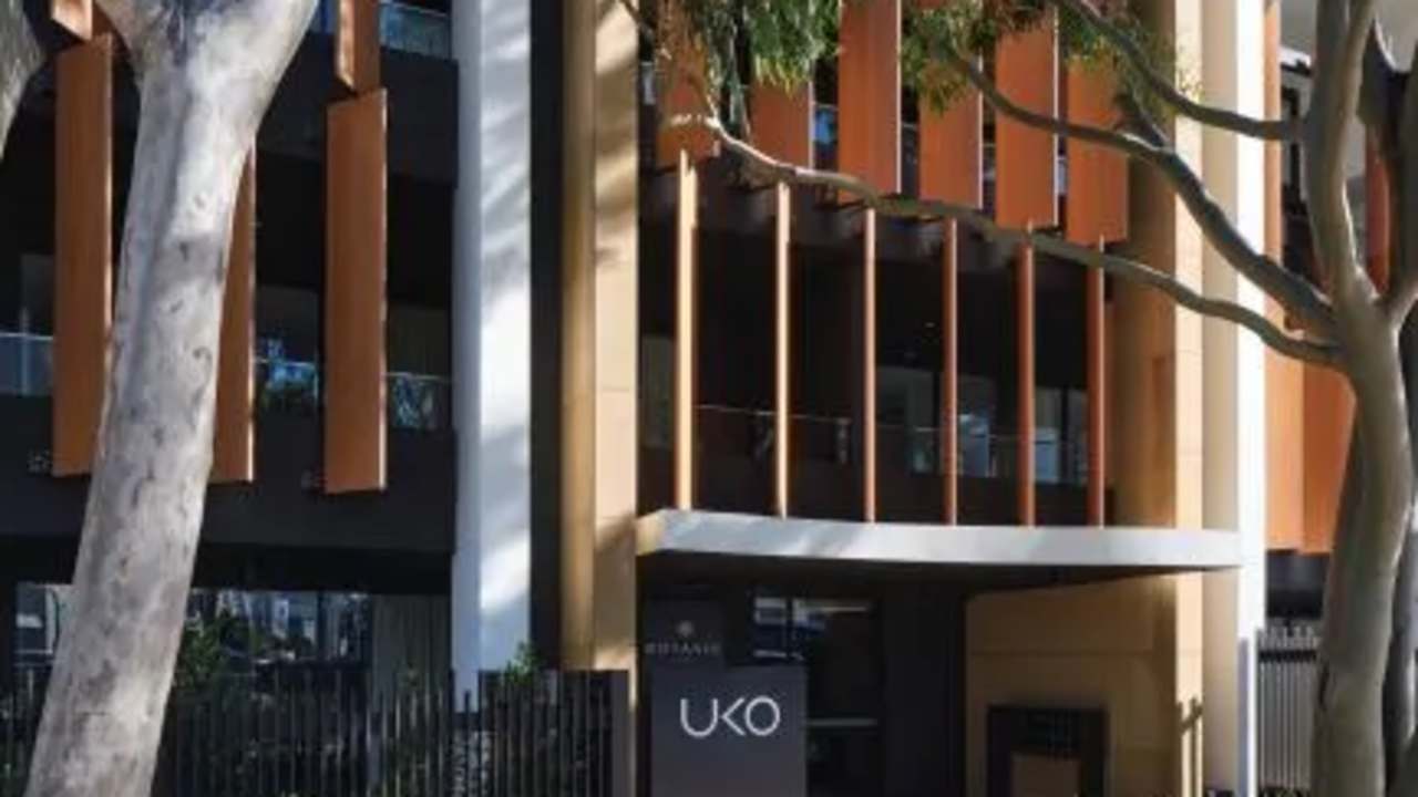 Whole property with 2 rooms for rent