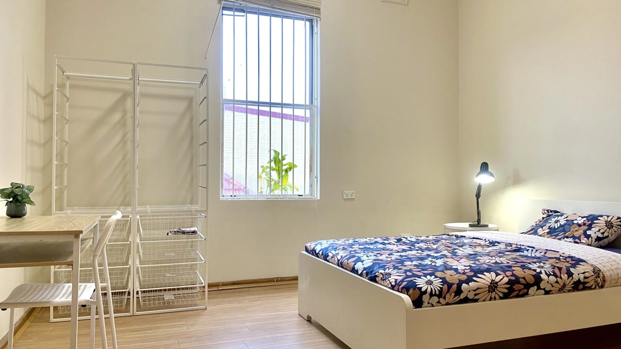 Furnished room in a share house