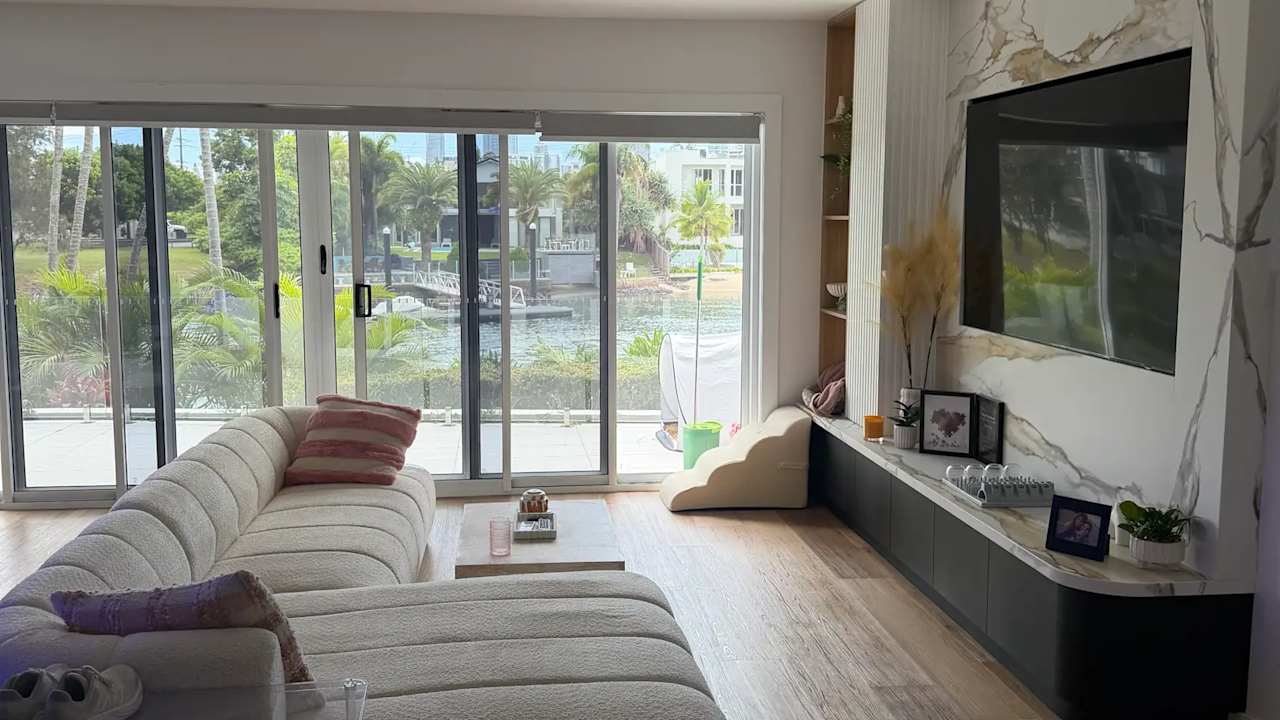 Furnished room in a flatshare