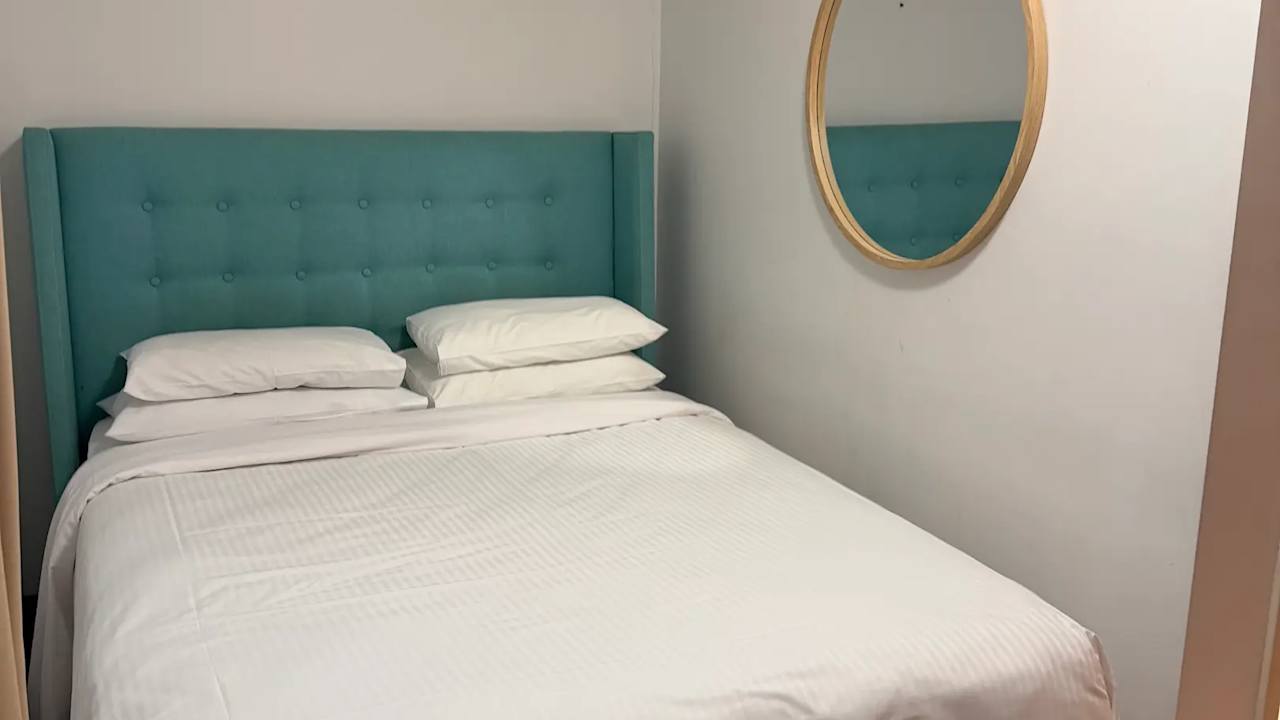 Furnished room with own bathroom