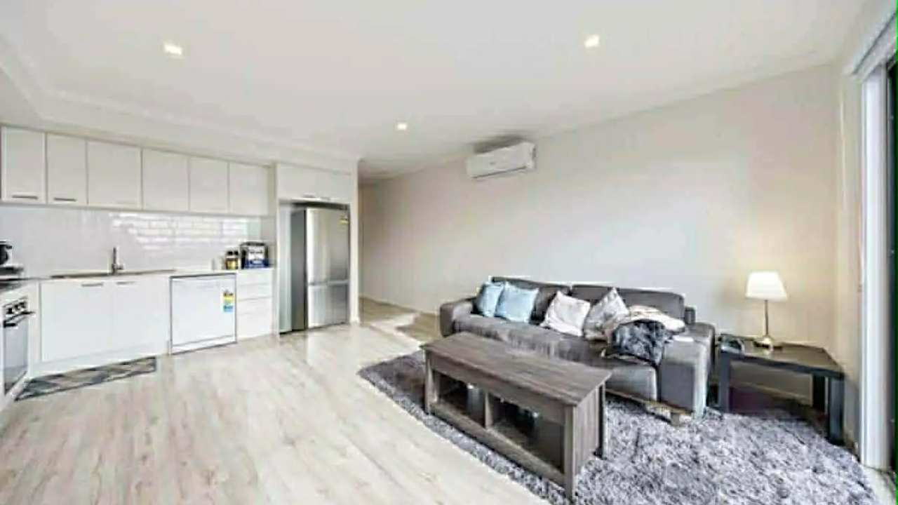 Furnished room with ensuite in a share house