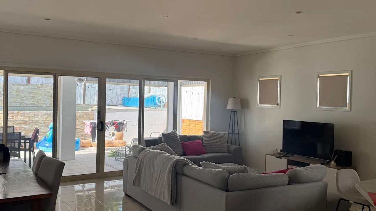 Unfurnished room in a share house