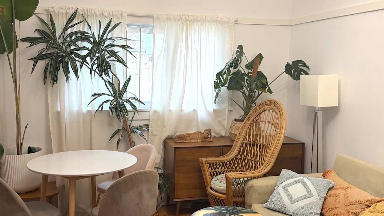 Furnished room in a flatshare