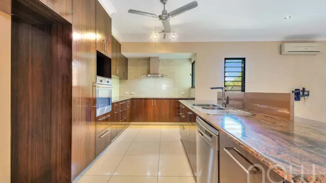 Unfurnished room with ensuite in a share house