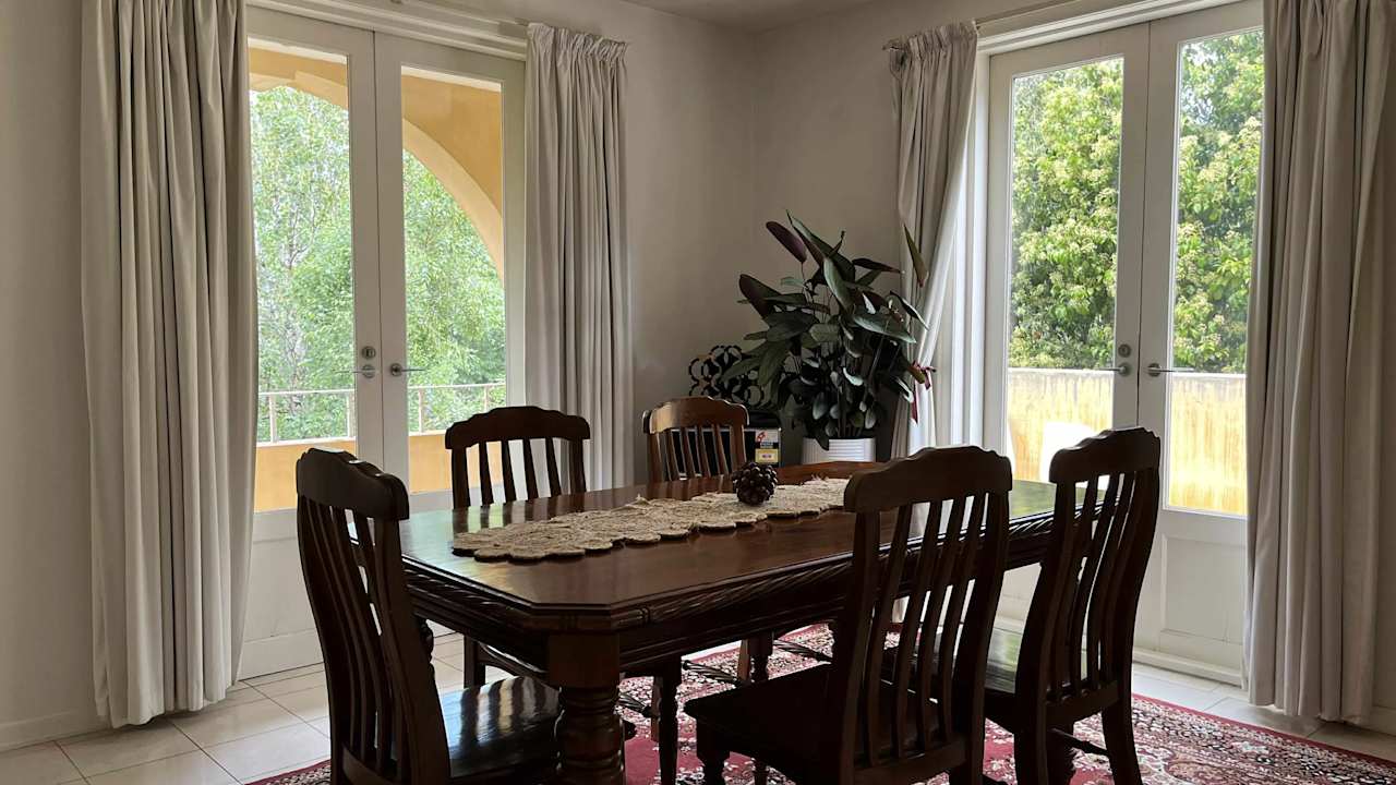 Unfurnished room in a flatshare