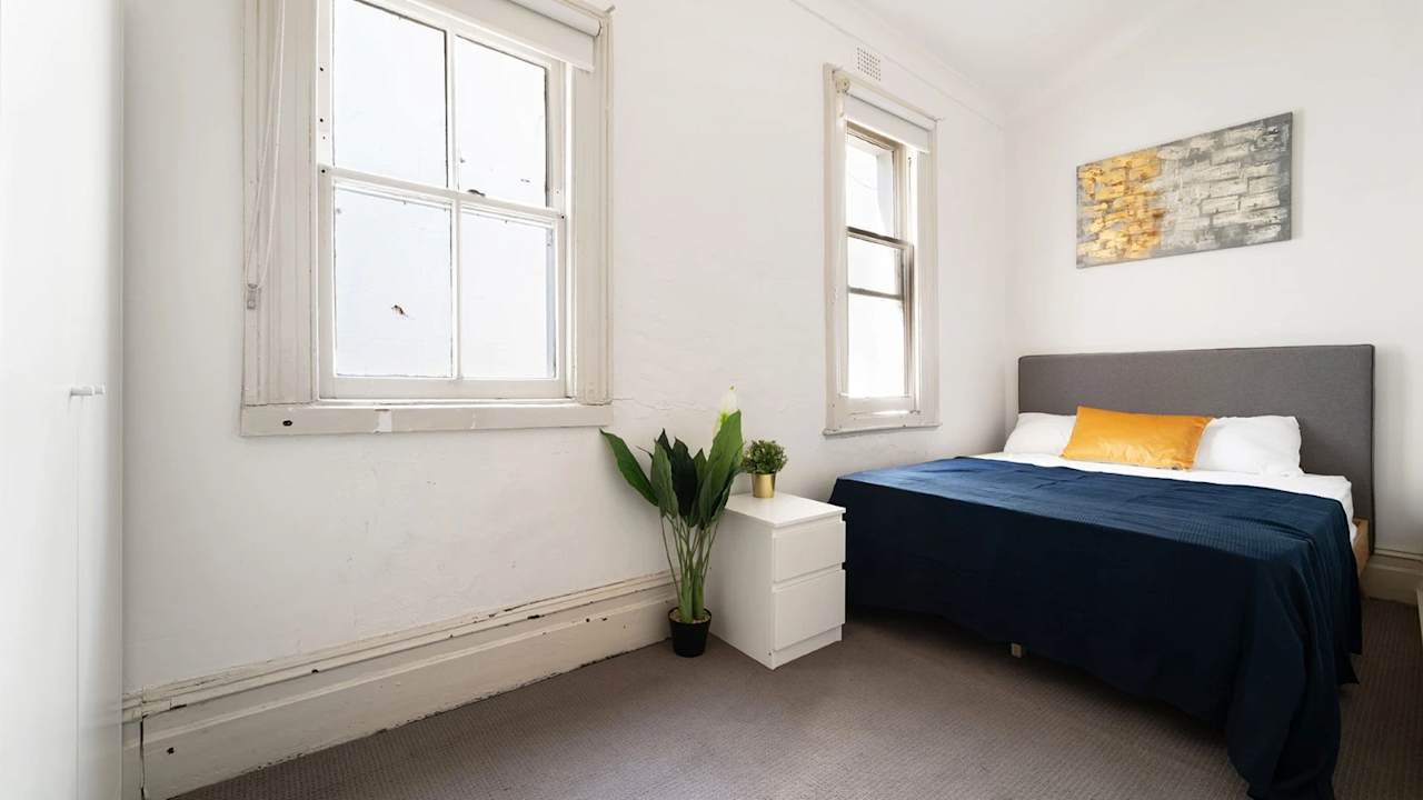 Furnished room in a share house