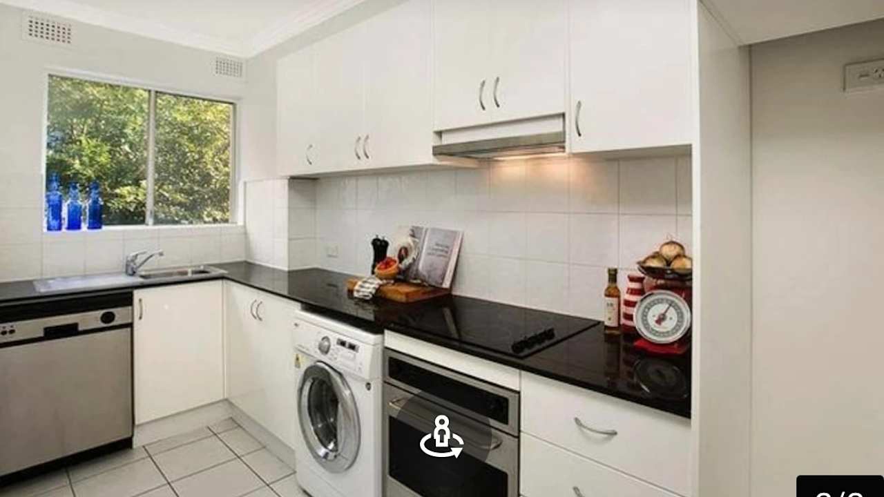 Unfurnished room in a flatshare