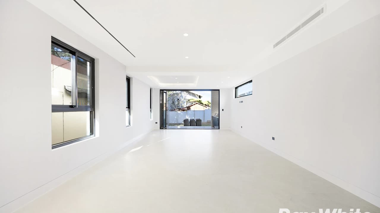 Room in a share house