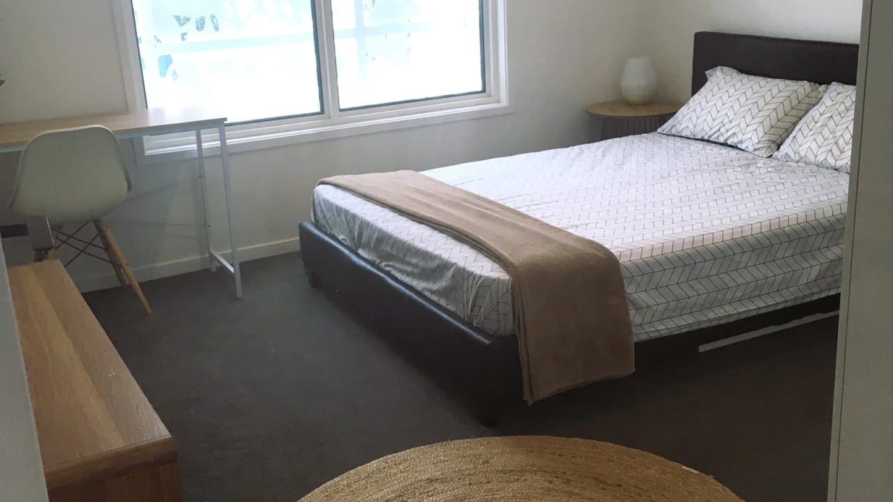 Room in a share house