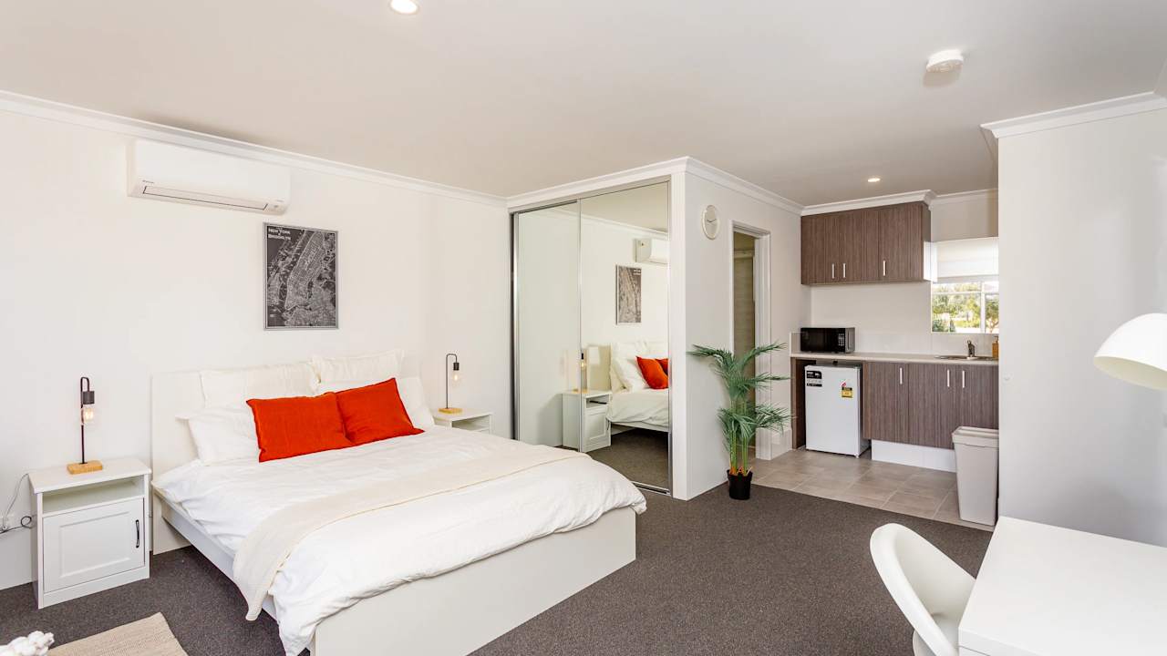 Furnished room with ensuite in a share house